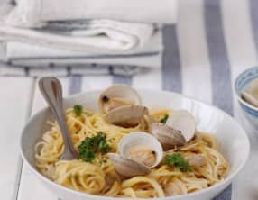 Spaghettis aux palourdes et safran