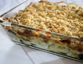 Crumble de courgettes au camembert