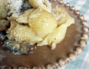 Conchiglie rigate aux Aubergines et Crème Pignons Gorgonzola