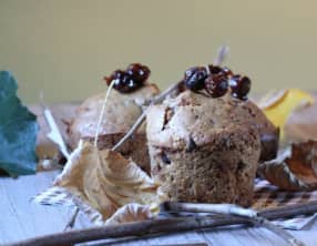 Muffins aux noisettes caramélisées et aux deux chocolats, caramel salé
