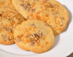 Cookies aux chunks chocolat et éclats de nougatine