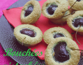 Bouchées pistachées à la cerise