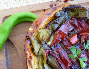 Tatin de poivrons à la mélasse de grenade