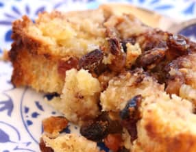 Pudding de brioche au fruits sec et chocolat