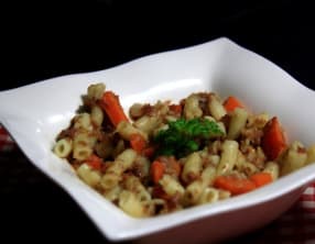 Macaronis au Corned Beef et carottes