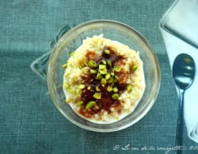 Boulgour au lait au sirop d’érable et confiture de prunes