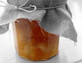 Confiture de poires, rhum et raisins