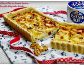 Quiche Bresse Bleu, cranberries, lardons et pâte à la poudre de noix