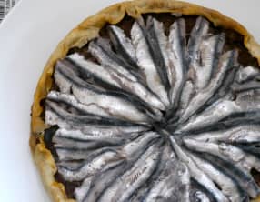 Tarte ratatouille aux anchois frais