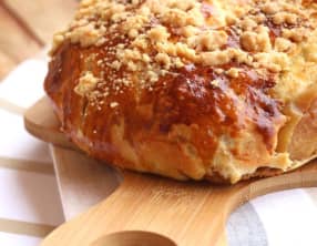 Brioche polonaise pommes caramélisées et pralin