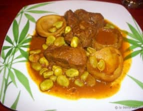 Tajine aux fèves et aux artichauts