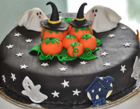 Gâteau au yaourt et pâte à sucre