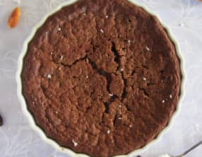 Fondant au chocolat, gruè de cacao et fleur de sel