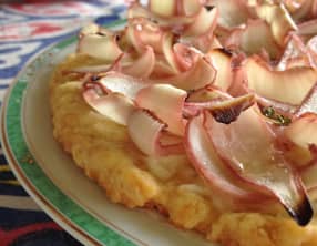 La tarte aux oignons marinés