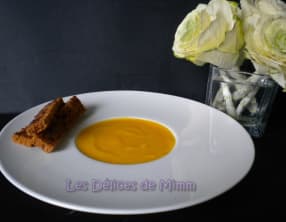 Crème de courge butternut et ses mouillettes de pain d’épices
