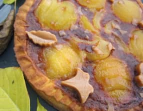 Comme une bourdaloue ou tarte noisettine