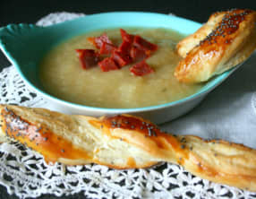 Soupe aux pommes chorizo et ses feuilletés