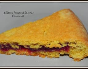 Gâteau basque aux cerises