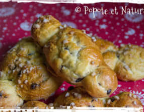 Petites brioches à deux têtes aux pépites de chocolat