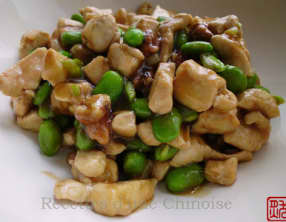 Poulet sauté aux noix et edamames