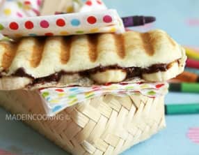 Panini banane et pâte à tartiner