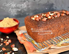 Cake sain aux noisettes bio torréfiées et sucre rapadura