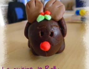 Renne en pâte à sucre