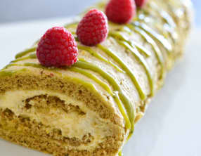 Roulé au thé vert, mousse légère au citron mascarpone