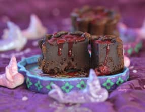 Petits gâteaux au chocolat, framboises et fleur de sel