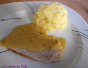 Rôti de porc à la bière, miel et moutarde