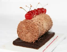 Bûchette au chocolat et aux griottes