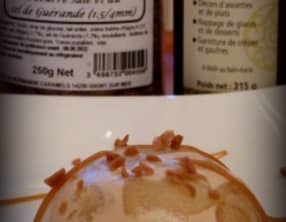 Panna cotta normande : caramel au beurre salé et pommes