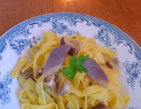 Tagliatelle aux Cèpes et Magret de Canard séché