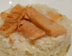 Risotto au citron et lamelles de truite confite