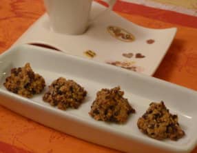 Amaretti au pralin et grué de cacao