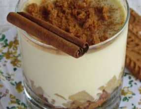 Tiramisus au spéculoos, poire et miel
