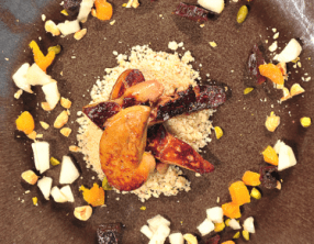Foie gras laqué au balsam de coing - semoule d'amandes