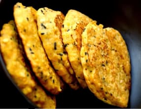 Galette de lentilles corail aux graines de nigelle