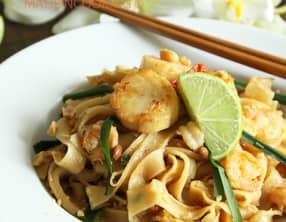 Nouilles sautés aux crevettes et noix de Saint-Jacques