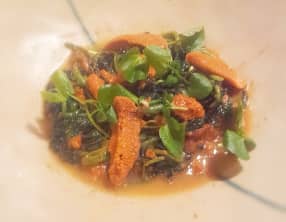 Sauté de cresson aux oursins sauce soja