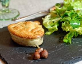 Financier de cèpes aux noisettes