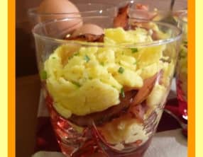 Oeufs brouillés au bacon