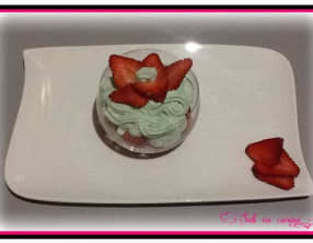 Fraises à la chantilly de Pistache