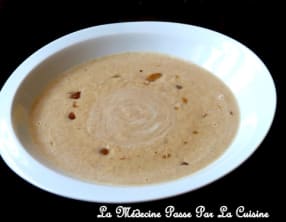 Soupe dynamisante : châtaignes, gingembre et lait de soja