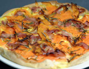Tarte au potiron, lard fumé et chèvre frais