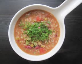 Soupe irakienne aux légumineuses et au riz
