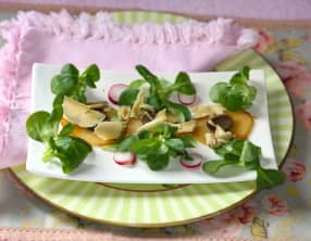 Salade de pommes de terre aux truffes et copeaux de foie gras