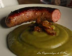 Saucisse de Toulouse et purée de pois cassés