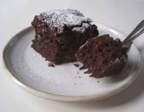 Gâteau fondant au chocolat et aux betteraves