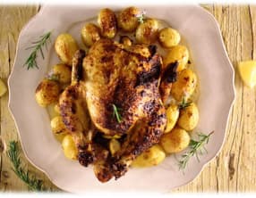 Poulet rôti au four avec du citron